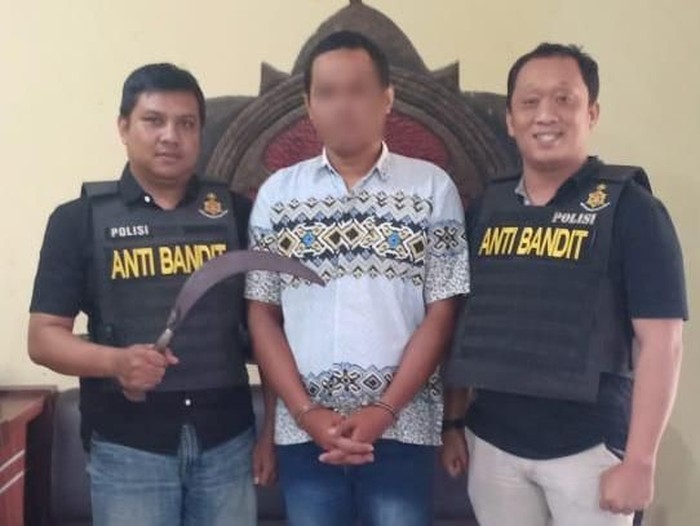bacokan di surabaya