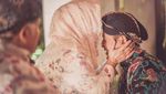 Melihat Prosesi Siraman Cucu Soeharto