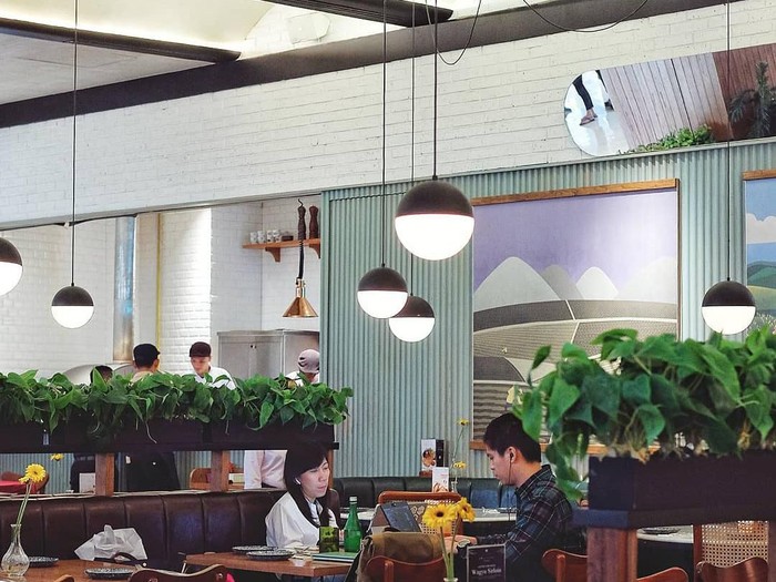 tempat makan romantis pik