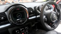 Dengan tenaga hingga 306 dk, menjadikannya sebagai MINI dengan mesin paling kuat.