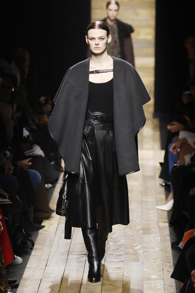 Fashion show Michael Kors menampilkan koleksi musim dingin di New York Fashion Week 2020, New York, Rabu [12/2/2020]. Photo by JP Yim/Getty Images.