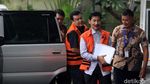 Momen Bupati Nonaktif Solok Selatan Diperiksa KPK