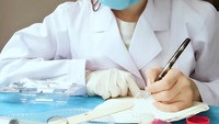 Nama Yuan semakin terkenal setelah ia memutuskan untuk membantu merawat pasien virus corona di China. Foto: Instagram @yuanherong1229
