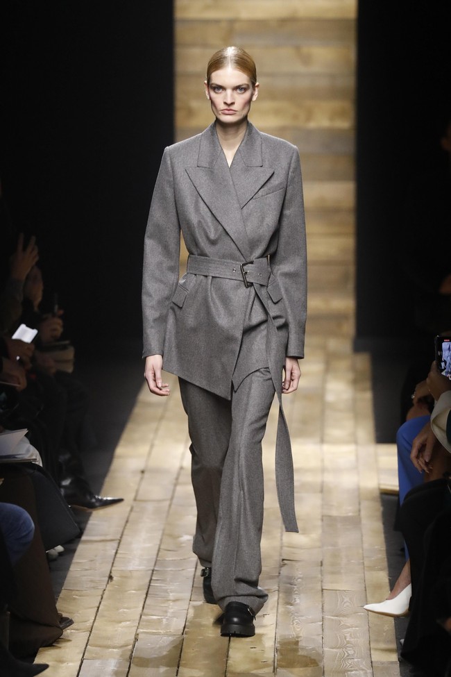 Fashion show Michael Kors menampilkan koleksi musim dingin di New York Fashion Week 2020, New York, Rabu [12/2/2020]. Photo by JP Yim/Getty Images.