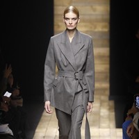 Fashion show Michael Kors menampilkan koleksi musim dingin di New York Fashion Week 2020, New York, Rabu [12/2/2020]. Photo by JP Yim/Getty Images.