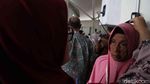 LRT Berbagi Kebahagiaan dengan Lansia di Hari Valentine