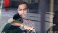 Sahroni diketahui diperiksa sebagai saksi untuk tersangka korporasi PT Merial Esa (ME) terkait kasus dugaan suap proyek di Bakamla.