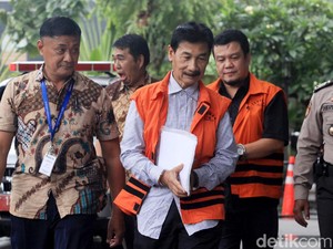Bupati Solok Selatan Nonaktif Didakwa Terima Suap Rp 3,3 Miliar