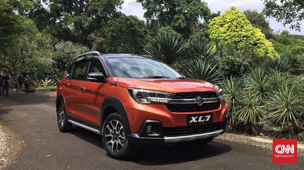 Suzuki XL7 Meluncur, Harga Terjepit Terios dan Rush 