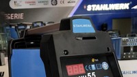 Mereka juga selaku importir dan pemegang merk resmi dari mesin las, mesin plasma cutting dan parts consumable merk Stahlwerk dan Vector. Dengan hadirnya merk tersebut di Indonesia, bertujuan untuk dapat turut serta mendukung perkembangan teknologi bangsa menuju revolusi Indonesia 4.0. Foto: dok. Stalhwerk