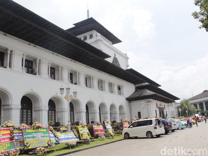 Gedung Sate di Bandung dibuka untuk umum mulai Sabtu (15/2/2020).