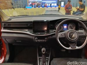 Tantang Xpander Cross Cs, Berapa Banyak Suzuki XL7 Bakal Terjual?