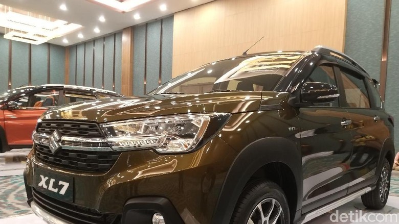 Suzuki XL7 Suzuki XL7