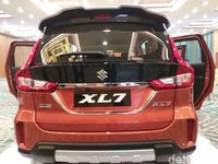 Konsumen Suzuki XL7 tak perlu inden. 