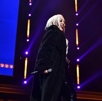 Dalam wawancara tersebut Doja Cat tidak menyebutkan kapan persisnya dia dinyatakan positif terinfeksi Corona. Penyanyi 24 tahun itu hanya mengatakan bahwa dia mengalami berbagai gejala orang yang terkena COVID-19. Namun kini dirinya sudah sembuh. Foto: Doja Cat (Theo Wargo/Getty Images)