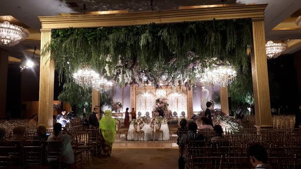 Melihat Megahnya Akad Nikah Cucu Soeharto