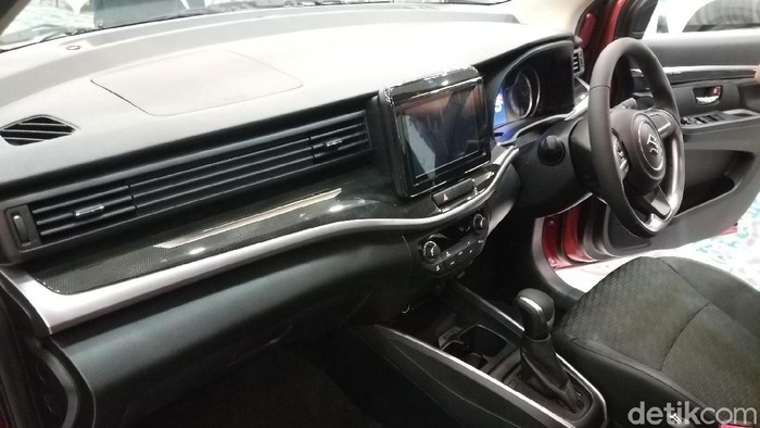 Suzuki XL7