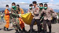 Proses evakuasi dilakukan sekitar pukul 06.00 WIT dan tiba di Jayapura pukul 10.00 WIT. Istimewa/Polda Papua.