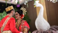 Akad nikah digelar sejak pukul 10.00 WIB dan berjalan dengan lancar. Foto: (dok. ist)