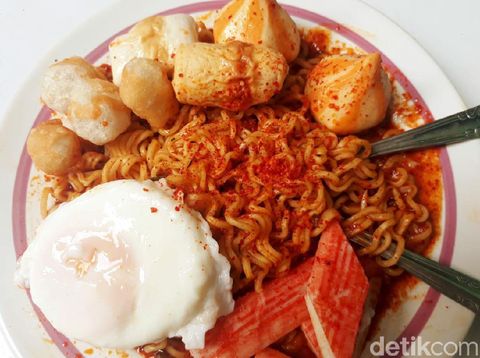 Enak! Nih Seblak Mewek Buruan Kawula Muda Garut