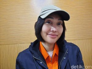 Manajer Tak Tahu Lucinta Luna Dipindahkan ke Rutan Pondok Bambu