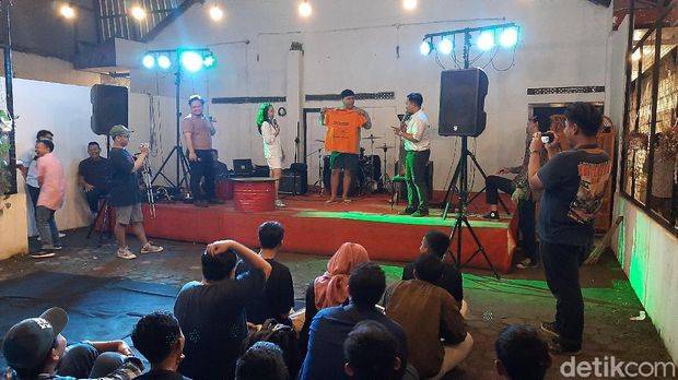 lelang barang mantan