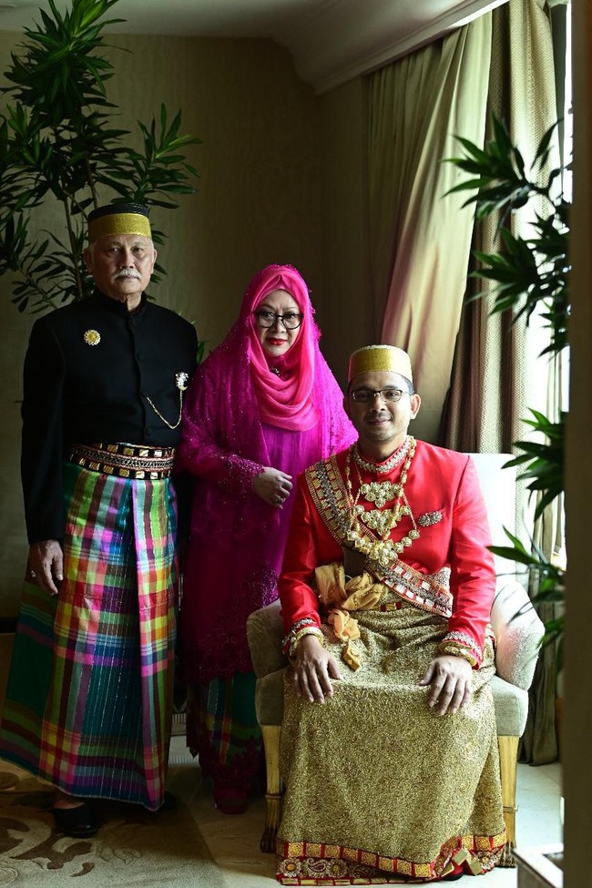 Keluarga Cendana berbahagia atas pernikahan Danny. Danny adalah anak pertama dari Siti Hardijanti Rukmana (mbak Tutut) dan Indra Rukmana. Foto: (dok. ist)