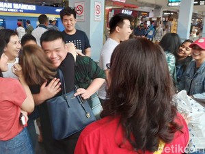 WNI Pulang Kampung Usai Observasi dari Wuhan yang Terkurung