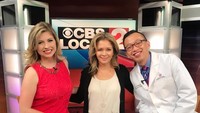 Alfandy Cahyono yang dulu dikenal lewat grup Trio Kwek Kwek kini menetap di Amerika Serikat. Dia memang fokus pada pendidikan sejak grup vokalnya bubar di tahun 2001. Alfandy lulus studi S3 di UCLA dan kini berprofesi sebagai Nurse Practitioner atau Dokter Spesialis Keperawatan sebuah rumah sakit di Amerika. Foto: Instagram @alfandynp