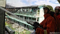 Kebakaran tersebut terjadi pada pukul 08.00 WIB. 