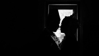 Potret sepasang pengantin ini diabadikan oleh asmodalemdedy dari Indonesia. Istimewa/Dok. Boredpanda/Agora Images.