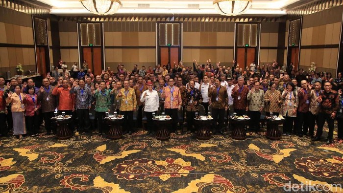 Sebanyak 165 pegawai Direktorat Jenderal Bimbingan Masyarakat (Bimas) Hindu Kementerian Agama dan pimpinan Perguruan Tinggi Hindu se-Indonesia berkumpul di Banyuwangi. Mereka berkumpul selama empat hari sejak Rabu (12/2).