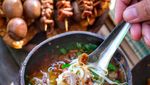 Slurpp! Soto Bathok yang Gurih Segar untuk Hangatkan Badan