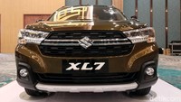 Dijelaskan Head of Marketing 4W PT SIS (Suzuki Indomobil Sales) Donny Saputra, ada 211 komponen XL7 yang berbeda dengan komponen Ertiga. Sebagian besar perbedaan ini terdapat pada sisi teknisnya.