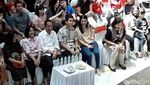 Senyum Jokowi Saat Nonton Jan Ethes Pentas di Panggung Musik