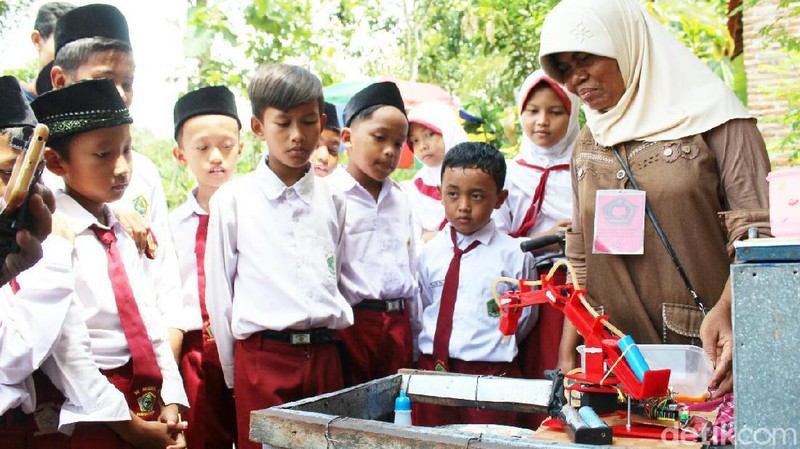 Robot Pembuat Telur Dadar di Purworejo