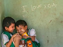 Deretan Foto Penuh Kasih yang Hangatkan Hati