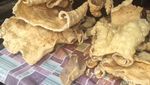 Belanja dan Jajan Enak di Pasar Prembaen yang Legendaris