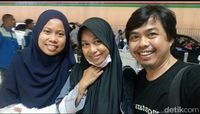 Pulang dari Observasi di Natuna, Nur Ralda Disambut Kerabat dan Tetangga