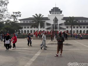 Dibuka Jadi Wisata, Gedung Sate Diserbu Warga