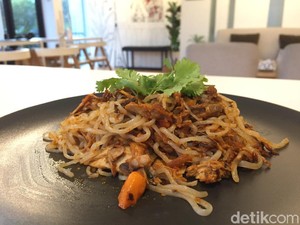 Kiila Kiila: Santai Mencicip Shirataki Cakalang Ditemani Kopi Susu Gula Aren