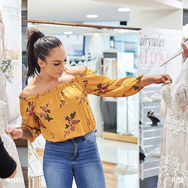 Selebgram asal Australia ini pun berbicara tentang bagaimana ia melawan kecanduannya yang telah menjadi kebiasaannya sejak remaja. Masa remaja saya mungkin sedikit lebih keras daripada kebanyakan. Saya menyalahgunakan beberapa zat, ungkap Hayley. Foto: Instagram