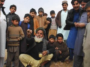 Pakistan Perintahkan Warga Afghanistan Angkat Kaki!