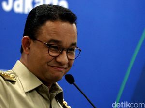 Anies Baswedan Diapit Ganjar dan Prabowo