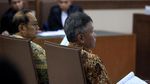 Didakwa Rugikan Negara Rp 35 T, Eks Bos BP Migas Tertunduk Lesu