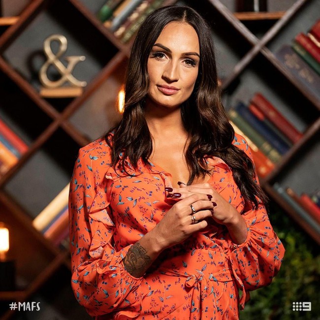 Hayley Vernon menyebut dirinya menjadi yang terburuk di dunia saat kecanduan narkoba. Setelah berhenti mengonsumsi narkoba, selebgram yang juga merupakan seorang binaragawan kini mencintai tubuhnya. Foto: Instagram