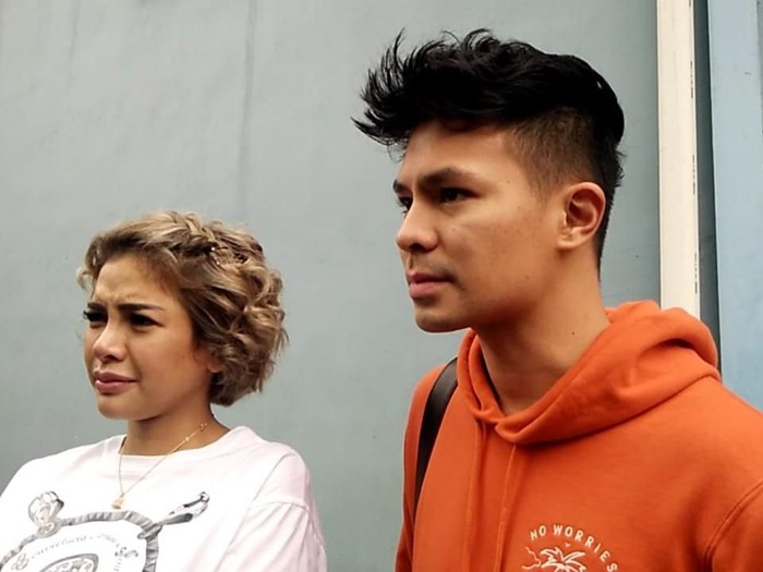 Nikita Mirzani dan Fero Walandouw