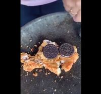 Kreasi Baru, Ayam Geprek Oreo dan Krim Kental Manis!