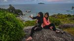 Tanjung Senubing, Pemandangan Batuan yang Indah di Natuna