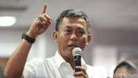 Acara itu dihadiri sejumlah tokoh seperti Prasetio Edi Marsudi.